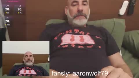 Snapshot of soyelpoti79 chatting on January 2026 04:23:02 PM WhiteWolfFL online show from January 2026 04:23:02 PM