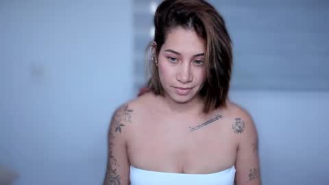 brisa  s online show from September 2025 09:26:02 PM