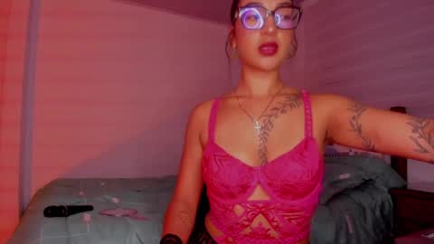 VANESSA  online show from April 2026 08:41:01 AM