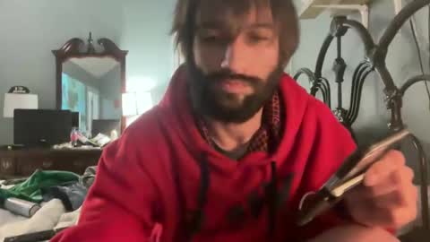 Snapshot of spacecase843 chatting on February 2025 04:05:01 AM TrndSettrz online show from February 2025 04:05:01 AM