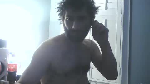 Snapshot of spacecase843 chatting on March 2025 04:08:02 AM TrndSettrz online show from March 2025 04:08:02 AM