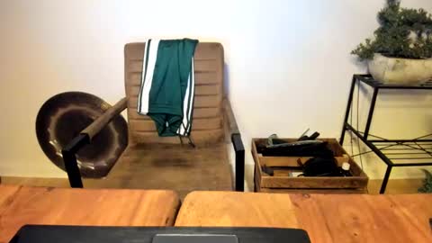 Spacegirl online show from January 2025 12:03:01 AM