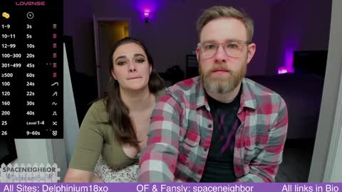 Snapshot of spaceneighbor chatting on December 2024 04:26:02 AM Spaceneighbor online show from December 2024 04:26:02 AM