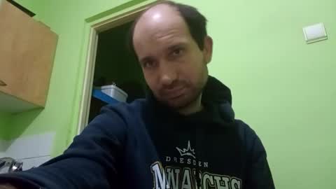 Snaiky online show from February 2026 07:30:02 PM