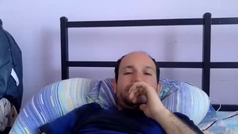 Snapshot of sparei7 chatting on April 2026 08:46:01 AM Snaiky online show from April 2026 08:46:01 AM