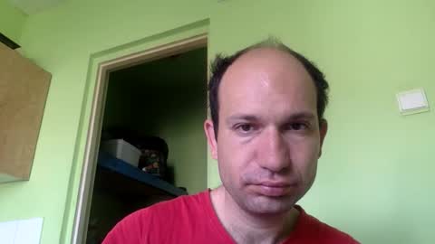 Snapshot of sparei7 chatting on April 2026 09:01:01 AM Snaiky online show from April 2026 09:01:01 AM