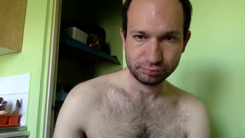 Snapshot of sparei7 chatting on April 2026 08:34:01 AM Snaiky online show from April 2026 08:34:01 AM