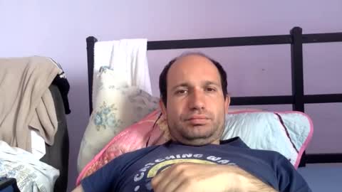 Snapshot of sparei7 chatting on May 2026 10:53:01 AM Snaiky online show from May 2026 10:53:01 AM