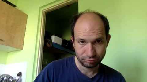 Snapshot of sparei7 chatting on May 2026 09:28:01 AM Snaiky online show from May 2026 09:28:01 AM