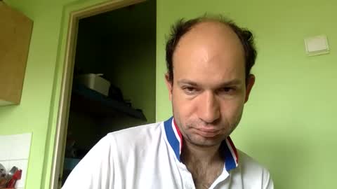Snapshot of sparei7 chatting on May 2026 10:21:01 AM Snaiky online show from May 2026 10:21:01 AM