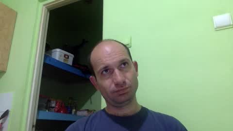 Snapshot of sparei7 chatting on May 2026 09:44:02 PM Snaiky online show from May 2026 09:44:02 PM