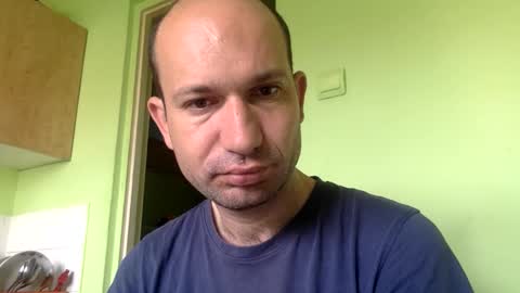 Snapshot of sparei7 chatting on May 2026 09:37:01 AM Snaiky online show from May 2026 09:37:01 AM