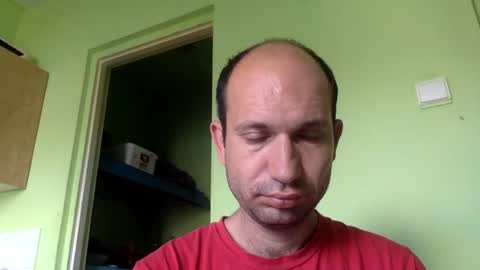 Snapshot of sparei7 chatting on June 2026 09:40:02 AM Snaiky online show from June 2026 09:40:02 AM