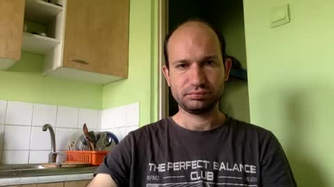 Snapshot of sparei7 chatting on June 2026 10:57:02 AM Snaiky online show from June 2026 10:57:02 AM