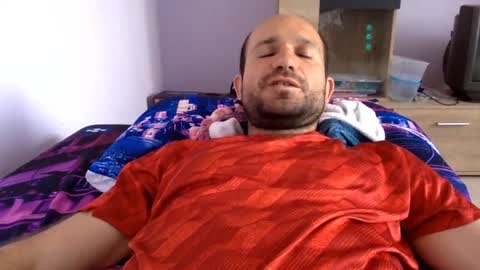 Snapshot of sparei7 chatting on June 2026 03:05:02 PM Snaiky online show from June 2026 03:05:02 PM