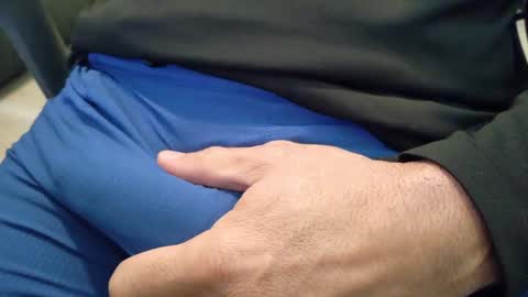 Snapshot of sparklenuts17 chatting on December 2024 03:00:01 PM sparklenuts17 online show from December 2024 03:00:01 PM