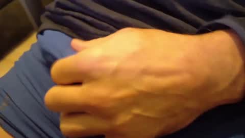 Snapshot of sparklenuts17 chatting on January 2025 02:35:01 PM sparklenuts17 online show from January 2025 02:35:01 PM