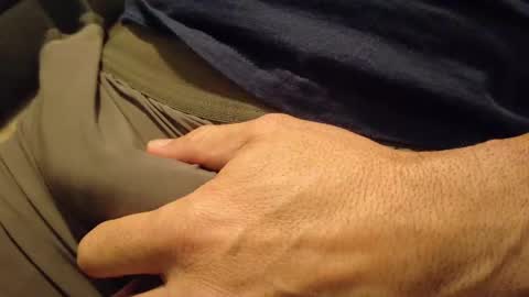 Snapshot of sparklenuts17 chatting on February 2025 02:59:01 PM sparklenuts17 online show from February 2025 02:59:01 PM