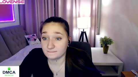 Snapshot of sparkling_starlet67 chatting on February 2026 11:10:01 AM Ilona online show from February 2026 11:10:01 AM