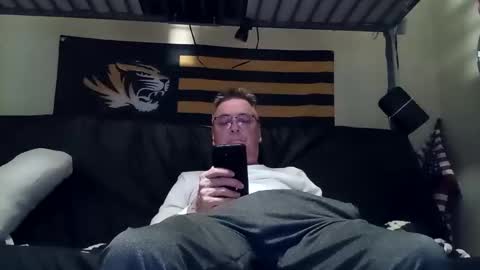 sparkyspeedway online show from December 2025 03:57:01 AM