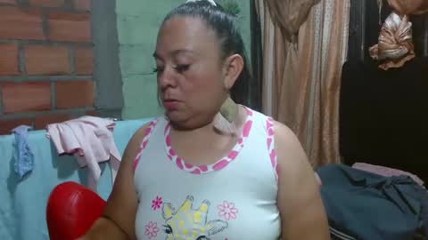 Snapshot of sphiaandmarc chatting on January 2025 07:53:01 AM sphiaandmarc online show from January 2025 07:53:01 AM