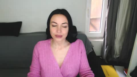 Carla online show from April 2026 12:58:02 PM