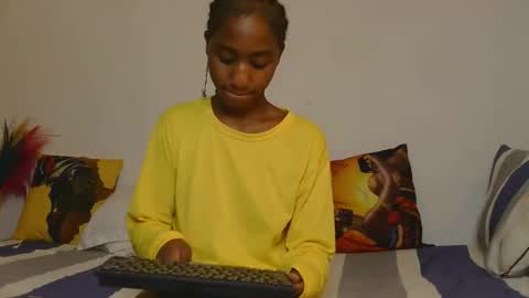 Quinter  Cheeky online show from December 2025 03:56:01 AM