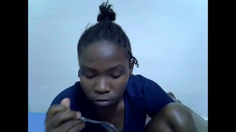 Snapshot of spicy_kittie chatting on May 2026 05:09:02 PM Kittle online show from May 2026 05:09:02 PM