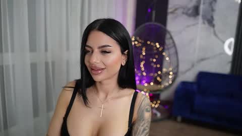 Spicy Maple online show from November 2025 08:09:01 PM