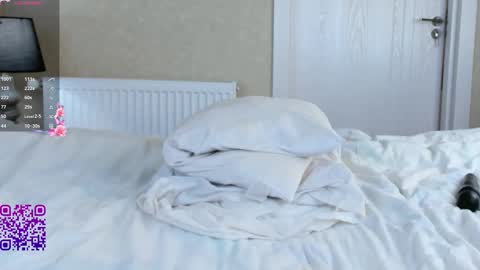 Liu online show from December 2025 07:53:02 PM