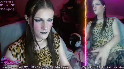 Kendra online show from October 2025 02:48:02 AM