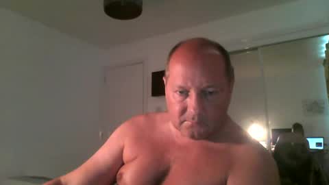 Snapshot of spidey1051a chatting on June 2026 10:47:02 AM spidey1051a online show from June 2026 10:47:02 AM
