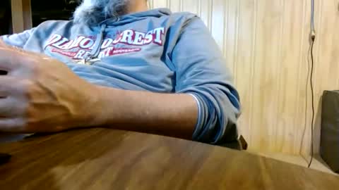 Snapshot of splash_w chatting on May 2026 08:17:01 PM Splash Man online show from May 2026 08:17:01 PM