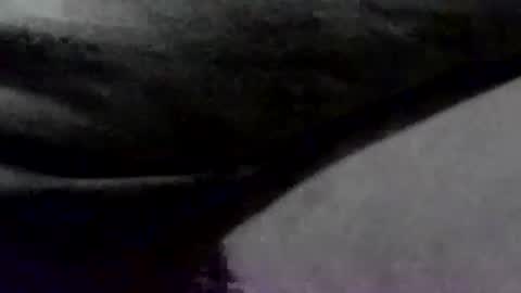 Snapshot of splitter60 chatting on December 2024 08:39:02 PM splitter60 online show from December 2024 08:39:02 PM