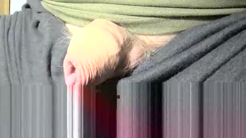 Snapshot of splitter60 chatting on December 2024 02:53:01 PM splitter60 online show from December 2024 02:53:01 PM