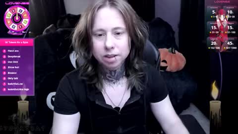 Snapshot of spookbats chatting on November 2025 11:32:02 PM Shio online show from November 2025 11:32:02 PM