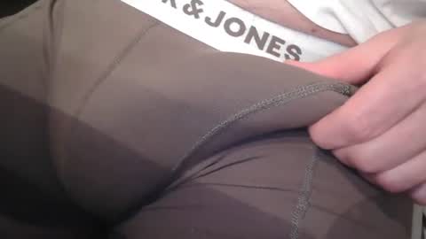 spynet81 online show from March 2025 11:26:01 PM