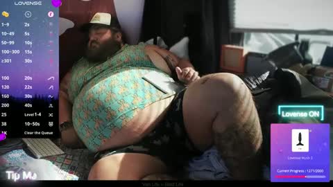 Snapshot of squeaks724 chatting on December 2024 04:09:01 PM Your Pal Squeaks online show from December 2024 04:09:01 PM