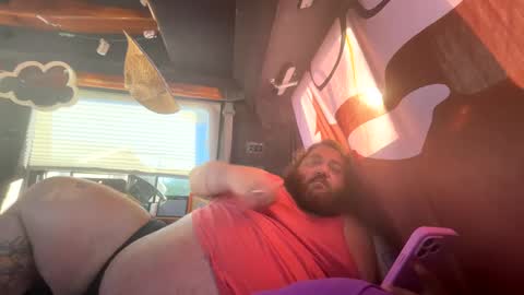 Snapshot of squeaks724 chatting on December 2024 07:44:01 PM Your Pal Squeaks online show from December 2024 07:44:01 PM