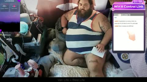 Snapshot of squeaks724 chatting on December 2024 08:37:01 PM Your Pal Squeaks online show from December 2024 08:37:01 PM