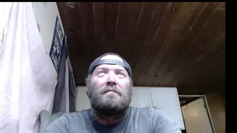 Snapshot of squegly chatting on July 2026 09:02:01 AM Bryan online show from July 2026 09:02:01 AM