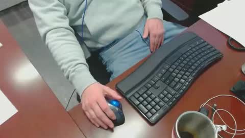 Snapshot of squirrelly82 chatting on January 2025 09:04:02 PM make me cum c2c talk to me online show from January 2025 09:04:02 PM