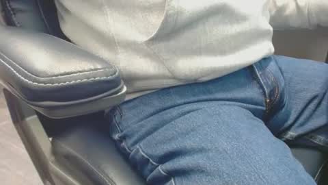 Snapshot of squirrelly82 chatting on October 2025 06:51:01 PM make me cum c2c talk to me online show from October 2025 06:51:01 PM