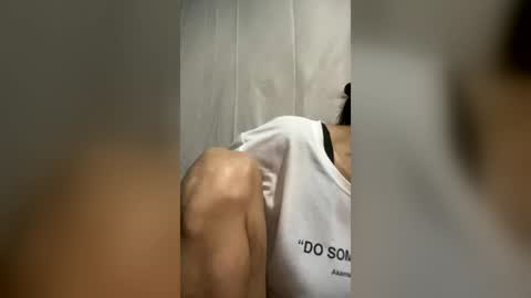 Snapshot of squirt0120 chatting on June 2026 05:32:02 AM squirt0120 online show from June 2026 05:32:02 AM