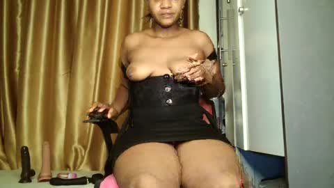 Snapshot of squirtcunt_xola chatting on July 2026 04:39:01 AM melanie online show from July 2026 04:39:01 AM