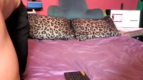 CoupleOfSquirtS online show from June 2026 08:06:01 AM