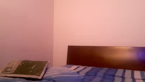 Snapshot of sr_bolaiinas chatting on January 2025 03:54:02 AM sr_bolaiinas online show from January 2025 03:54:02 AM