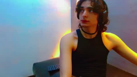 ethan online show from October 2025 02:02:01 PM