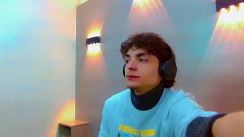 ethan online show from December 2025 02:15:01 PM