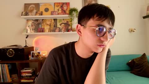 sr_evann online show from March 2026 04:45:01 PM